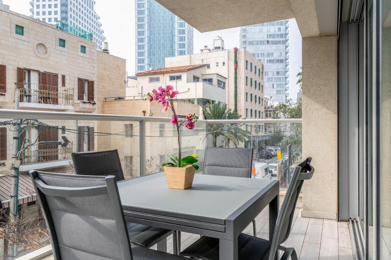 Amazing 3Bedrooms 2 Baths Balcony And Parking Prv Tel Aviv-Jaffa Exterior foto